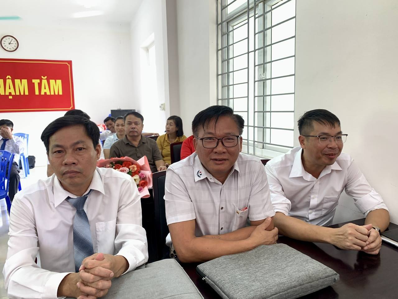anh tin bai